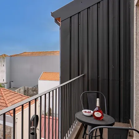 Host Wise - Modern Design Duplex W Balcony Porto