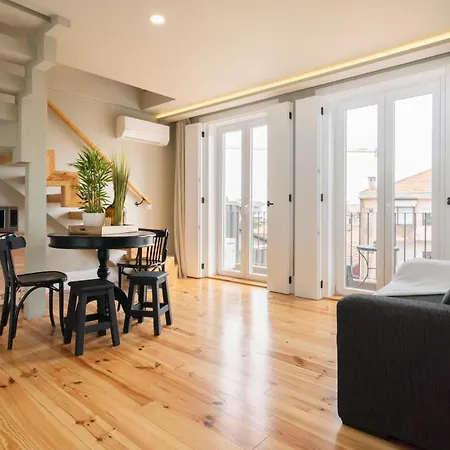 Modern Design Duplex W/ Balcony Apartamento *